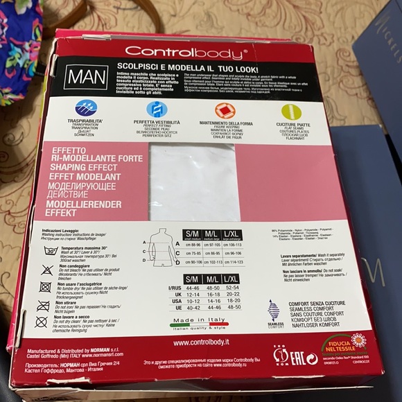 Compression Tank undershirt - Picture 3 of 3